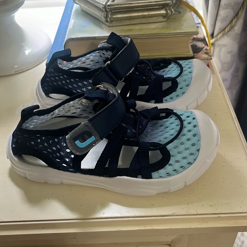 10T toddler sandal and water shoe brand new